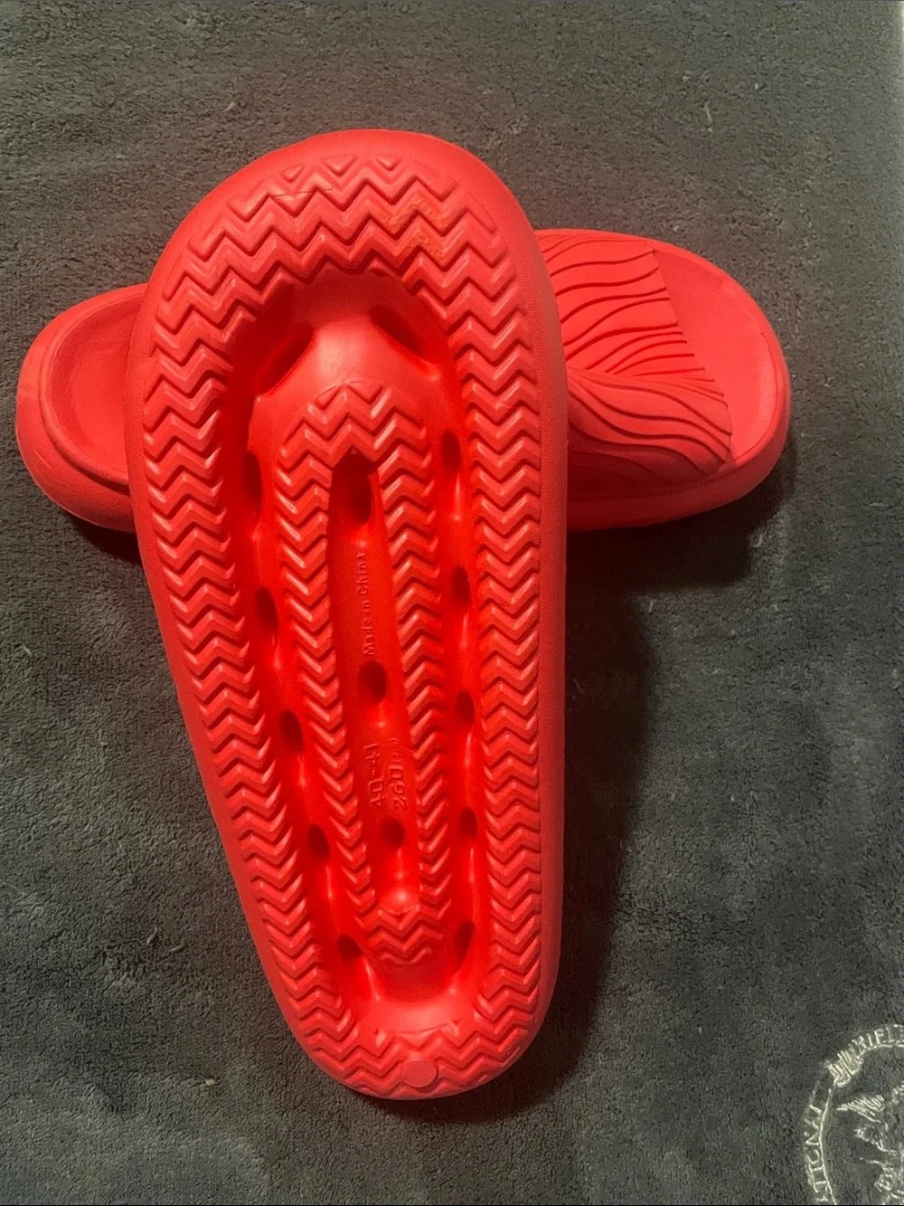 Women’s Red Slide Sandals - Cushioned Textured Strap NWOT